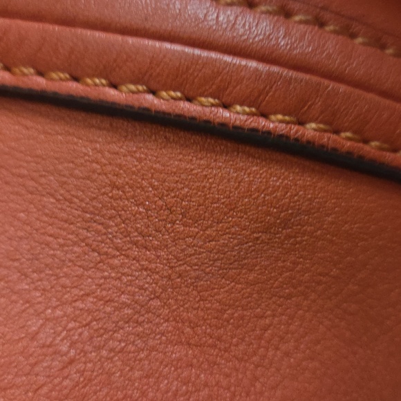 Low Start MCM ORANGE 2WAY SHOULDER BAG GREAT USED CONDITION - Picture 12 of 13